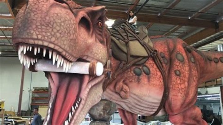 
ARK: Survival Evolved Bringing 16 Foot Rideable T-Rex To PAX East