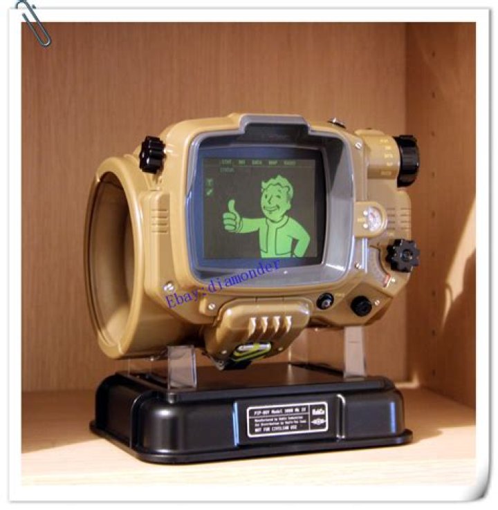 Fallout-4-Pip-Boy
