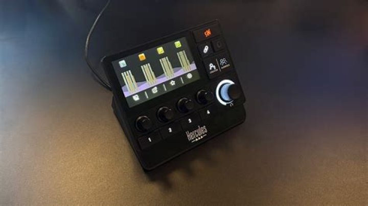 Hercules Stream 200 XLR Review