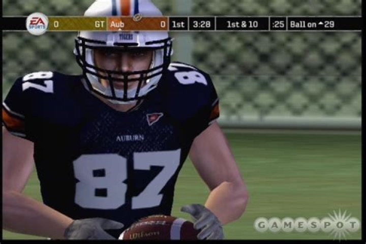 NCAA Football 07 Review - GameRevolution