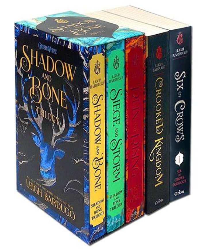 Shadow and Bone books in order Leigh Bardugo Netflix