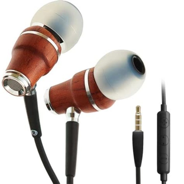 The Best Wired Earbuds - GameRevolution